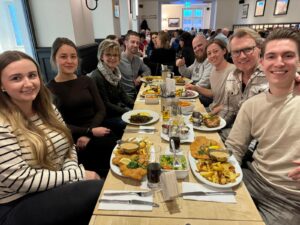 Teamessen des Therapiezentrum Bergheim im Deutzer Brauhaus in Köln